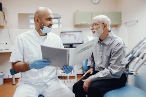 how to choose the right implant dentist in yeronga