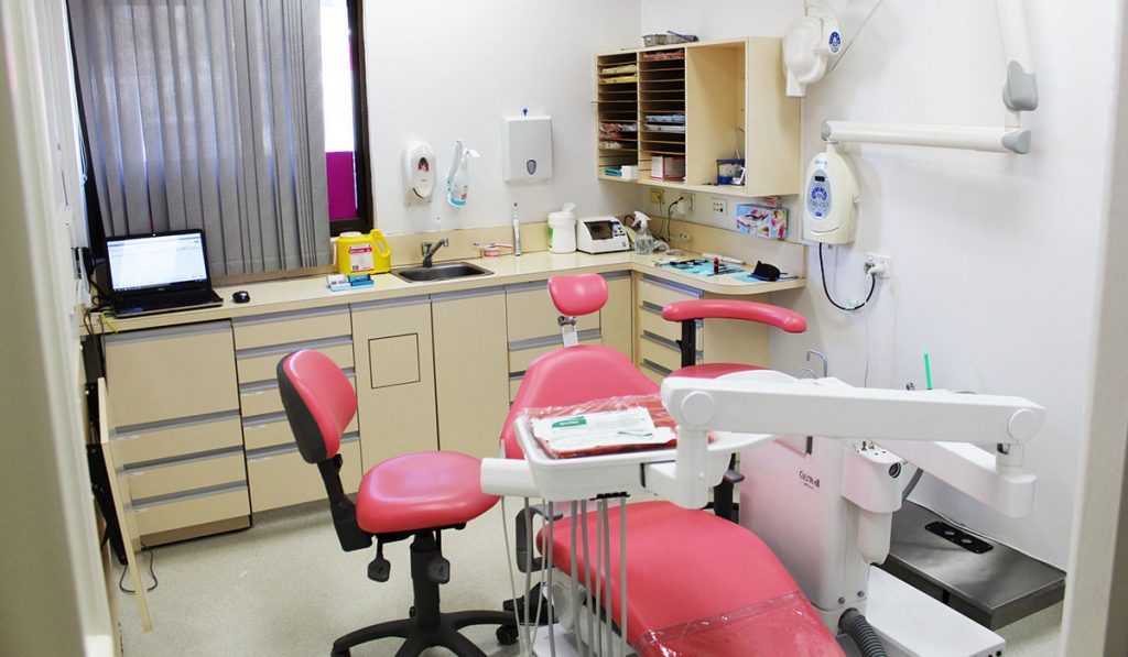 Ria-Family-Dental-Surgery-Room-2-Dentist-Yeronga